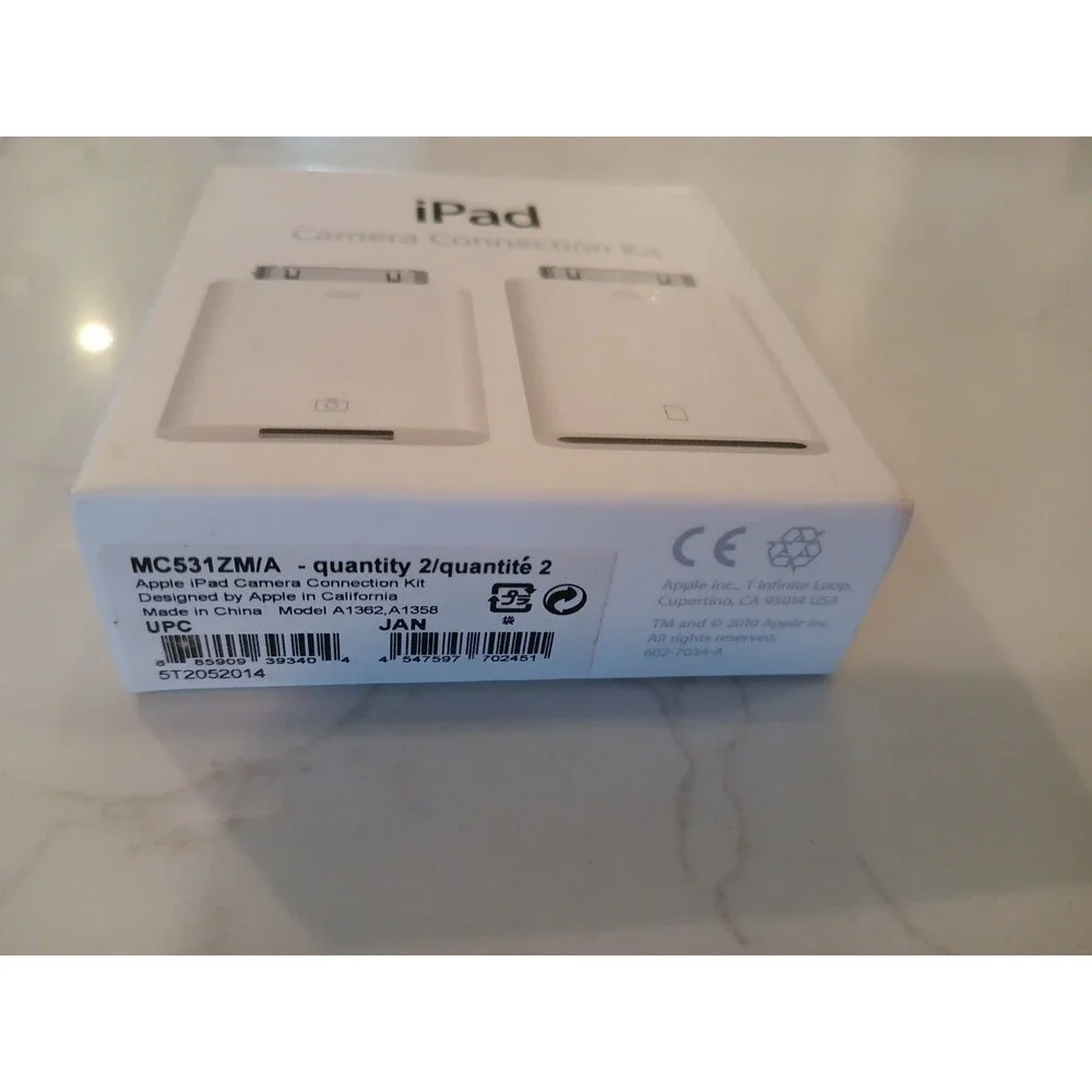 Apple iPad Camera Connection Kit Brand New MC531ZM/A NIB Unopened!